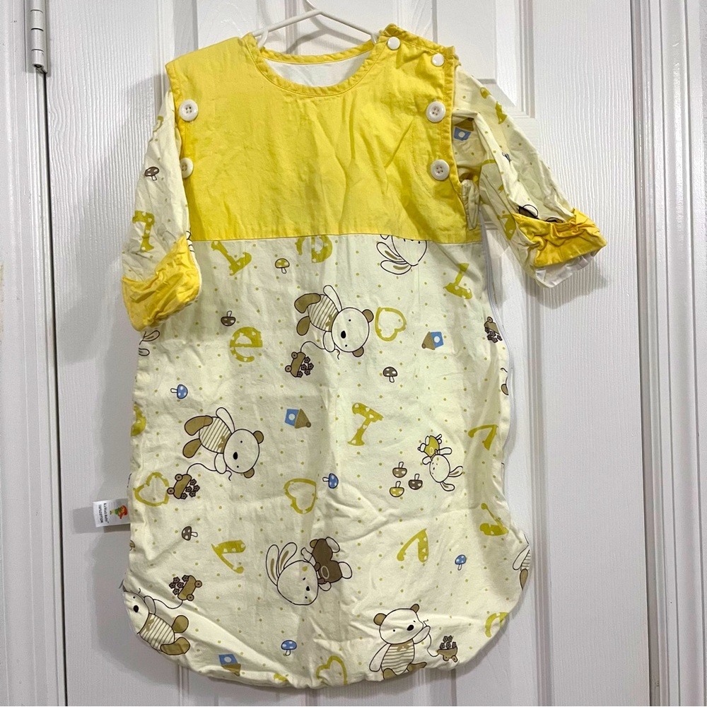 Baby Kawaii sleep sac swaddle blanket neutral lightweight size small